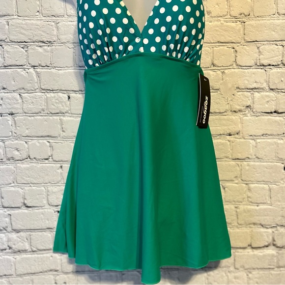 NWT Womens Green and White Swimdress Swimsuit- Small - Picture 3 of 10